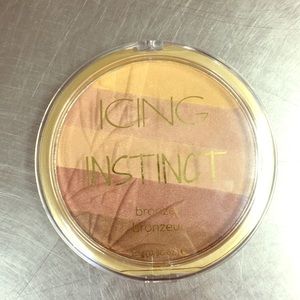 Makeup Bronzer/ Highlighter